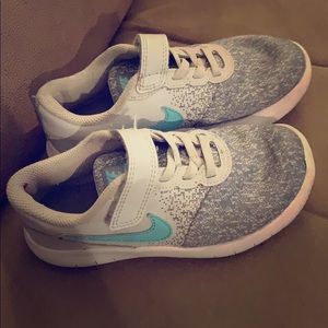 12C Nike girls tennis shoes